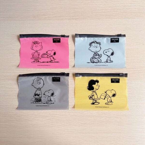 SNOOPY 史努比夾鏈袋套組（共八入）