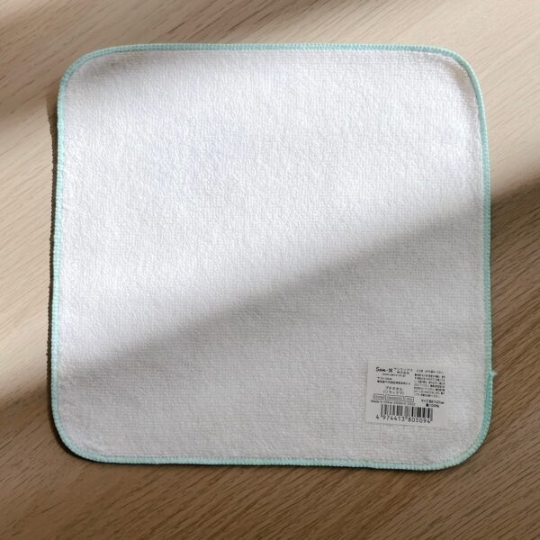 Rilakkuma 拉拉熊小方巾